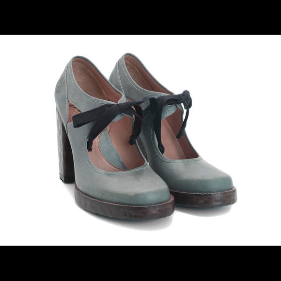 John Fluevog Shoes - John Fluevog heels in style: HOPSCOTCH “TAG” - LACE-UP MARY JANE HEEL